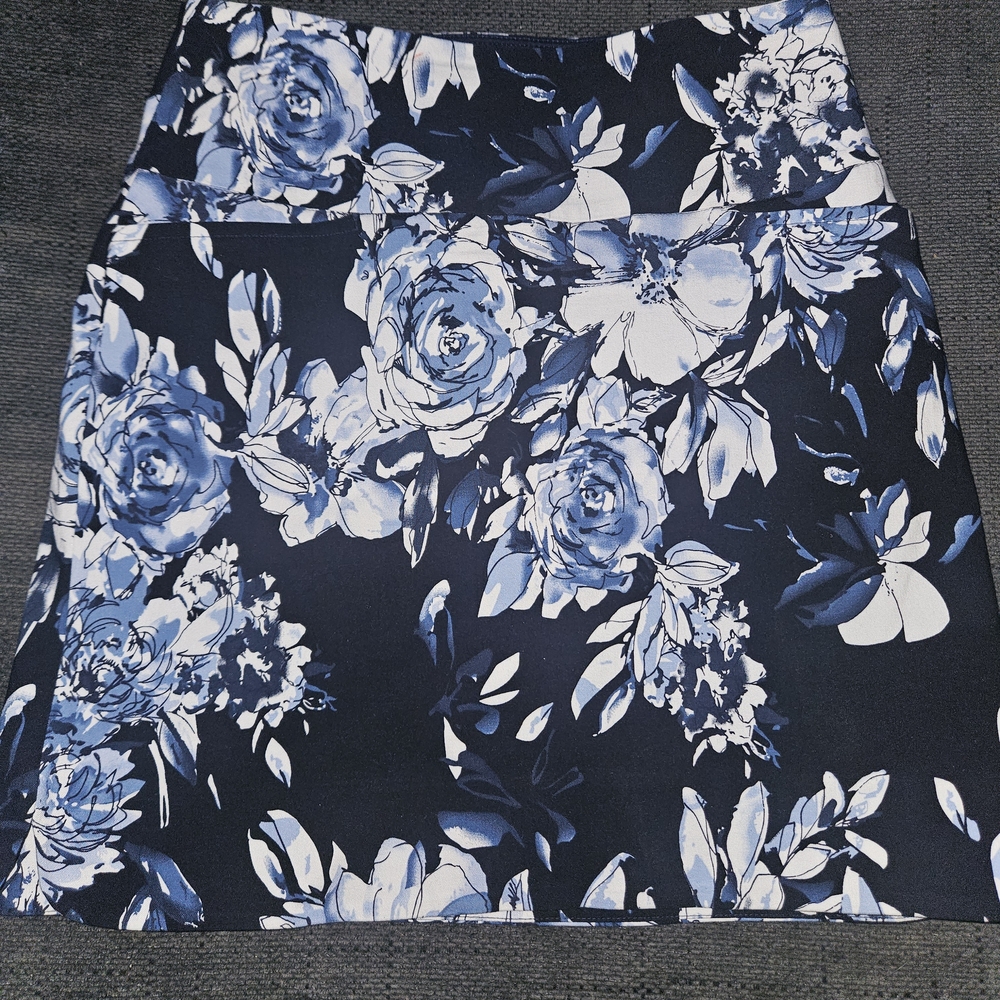 Elegant Blue Floral Women's Mini Skirt